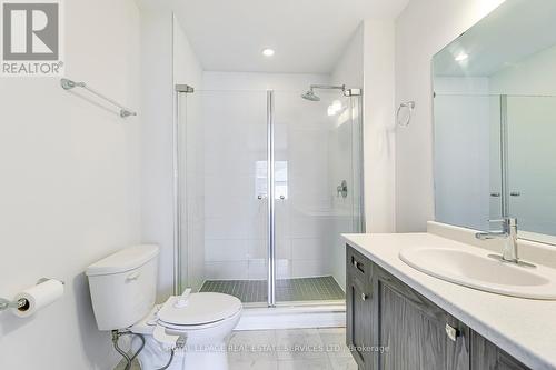 8 Shay Lane, Hamilton, ON - Indoor Photo Showing Bathroom