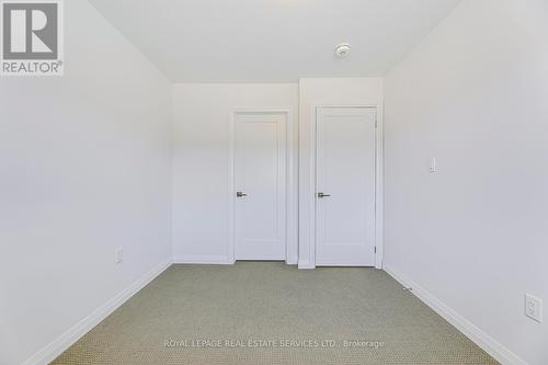 8 Shay Lane, Hamilton, ON - Indoor Photo Showing Other Room