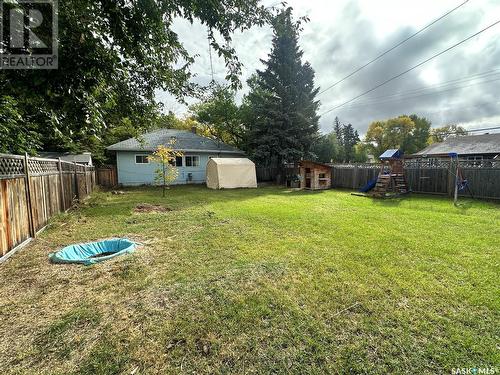 315 2Nd Street E, Wynyard, SK - Outdoor With Backyard