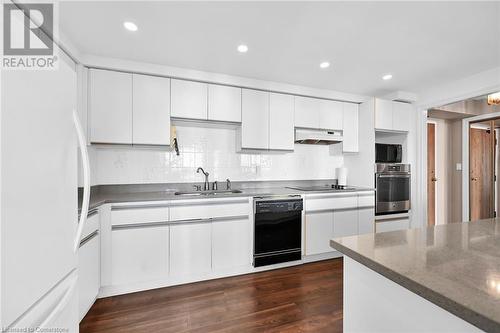 99 Donn Avenue Unit# 605, Stoney Creek, ON - Indoor Photo Showing Kitchen