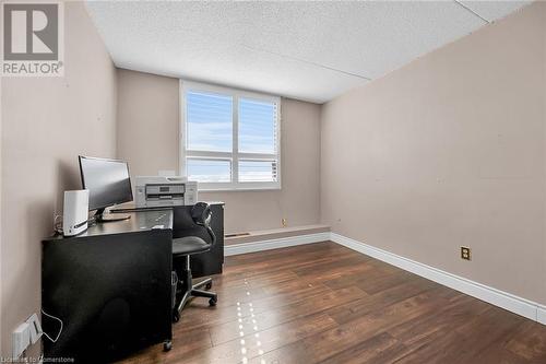 99 Donn Avenue Unit# 605, Stoney Creek, ON - Indoor Photo Showing Office