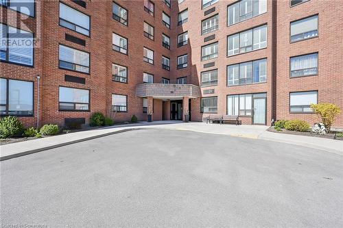 99 Donn Avenue Unit# 605, Stoney Creek, ON - Outdoor With Facade