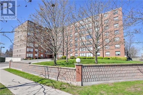 99 Donn Avenue Unit# 605, Stoney Creek, ON - Outdoor