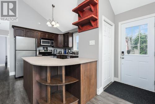 16 Huberts Place, Flatrock, NL - Indoor Photo Showing Kitchen