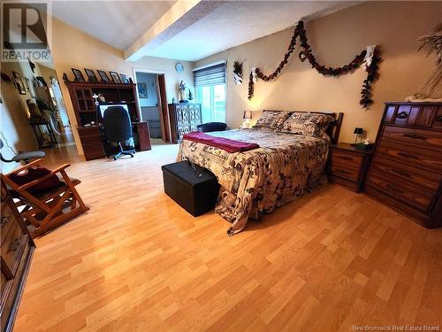 296 Victoria Street, Edmundston, NB - Indoor Photo Showing Bedroom