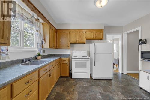 61 Dorothea Drive, Saint John, NB - Indoor Photo Showing Kitchen With Double Sink