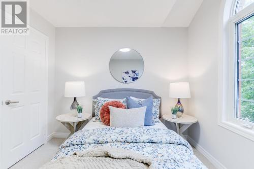 183 Margaret Drive, Oakville, ON - Indoor Photo Showing Bedroom