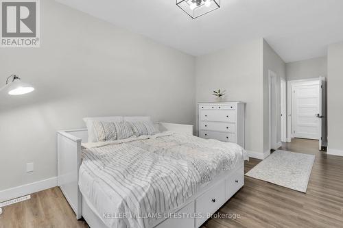 17 - 500 Sunnystone Road, London, ON - Indoor Photo Showing Bedroom