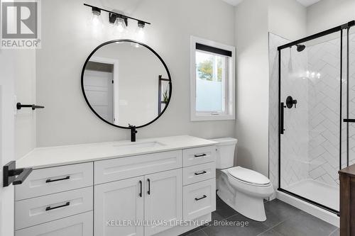 17 - 500 Sunnystone Road, London, ON - Indoor Photo Showing Bathroom