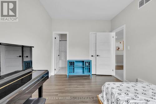 17 - 500 Sunnystone Road, London, ON - Indoor Photo Showing Bedroom