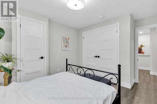 17 - 500 Sunnystone Road, London, ON - Indoor Photo Showing Bedroom