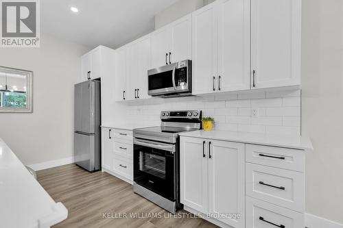 17 - 500 Sunnystone Road, London, ON - Indoor Photo Showing Kitchen