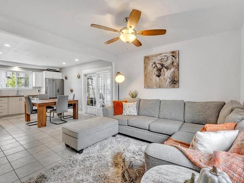 Salon - 338  - 340 Rue Lebeau, Saint-Jérôme, QC - Indoor Photo Showing Living Room