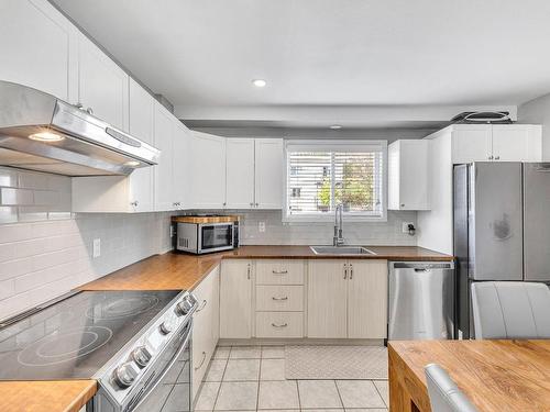 Cuisine - 338  - 340 Rue Lebeau, Saint-Jérôme, QC - Indoor Photo Showing Kitchen