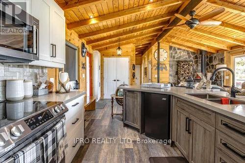 51 Harmony Road, Georgian Bay, ON - Indoor Photo Showing Kitchen With Double Sink