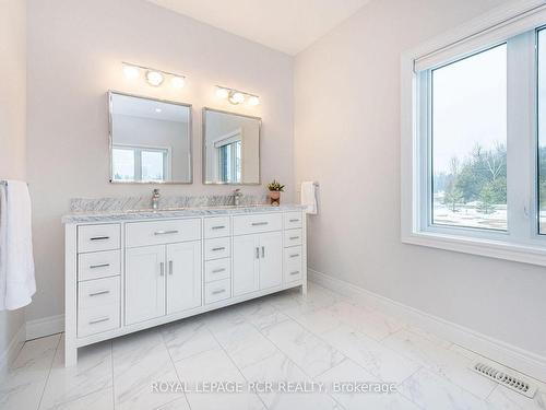 373373 6Th Line, Amaranth, ON - Indoor Photo Showing Bathroom