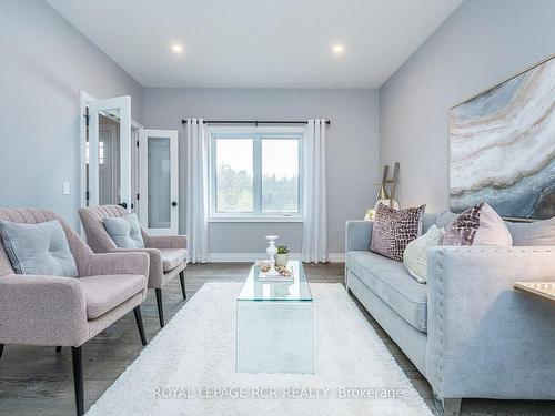 373373 6Th Line, Amaranth, ON - Indoor Photo Showing Living Room