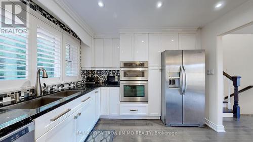 181 Bishop Avenue, Toronto, ON - Indoor Photo Showing Kitchen With Stainless Steel Kitchen With Double Sink With Upgraded Kitchen