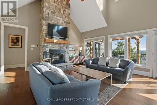 3 Morgan Drive, Oro-Medonte, ON - Indoor Photo Showing Living Room With Fireplace