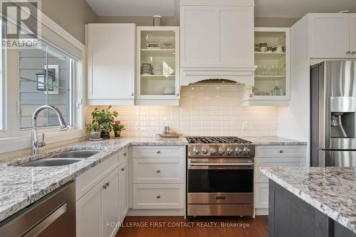 3 Morgan Drive, Oro-Medonte, ON - Indoor Photo Showing Kitchen With Stainless Steel Kitchen With Double Sink With Upgraded Kitchen