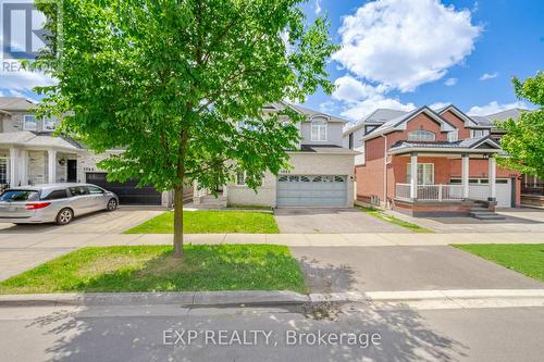 1002 Vickerman Way, Milton, ON - Outdoor With Facade