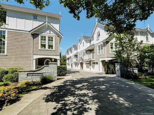 7-2638 Shelbourne St, Victoria, BC 