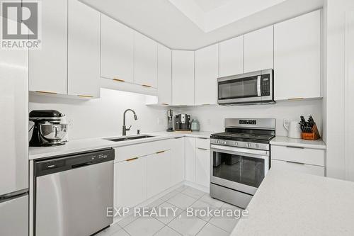 97 - 60 Arkell Road, Guelph, ON - Indoor Photo Showing Kitchen With Double Sink With Upgraded Kitchen