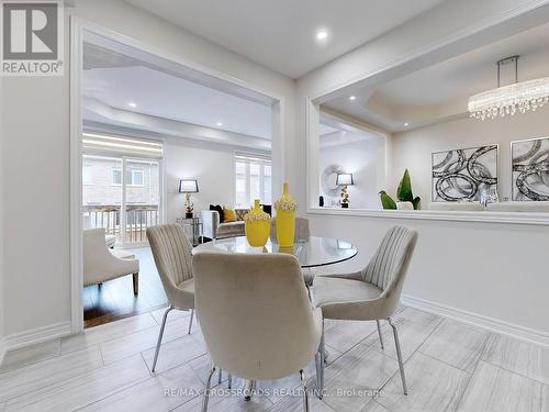 8 Hancock Street, Aurora, ON - Indoor Photo Showing Dining Room