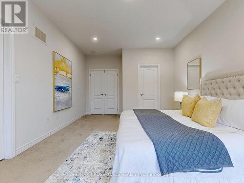 8 Hancock Street, Aurora, ON - Indoor Photo Showing Bedroom