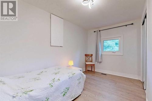 27020 Kennedy Road, Georgina, ON - Indoor Photo Showing Bedroom