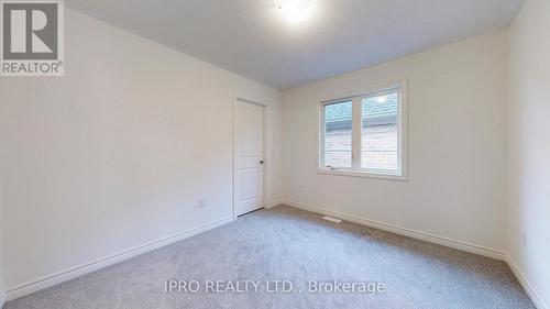 22 Sassafras Road, Springwater, ON - Indoor Photo Showing Other Room