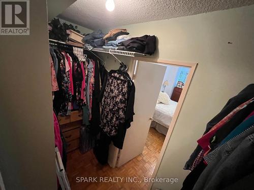 301 - 2121 Roche Court, Mississauga, ON - Indoor With Storage