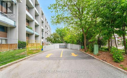 301 - 2121 Roche Court, Mississauga, ON - Outdoor With Balcony