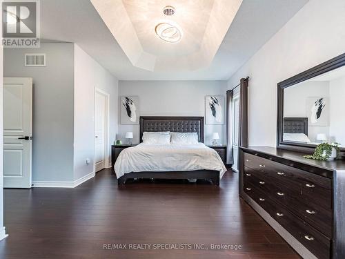 107 Aylesbury Drive E, Brampton, ON - Indoor Photo Showing Bedroom