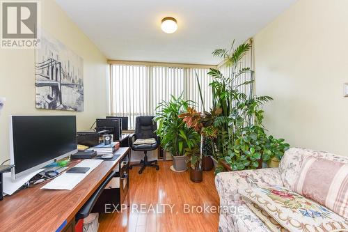 802 - 100 County Court Boulevard, Brampton, ON - Indoor Photo Showing Office