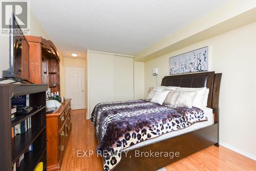 802 - 100 County Court Boulevard, Brampton, ON - Indoor Photo Showing Bedroom