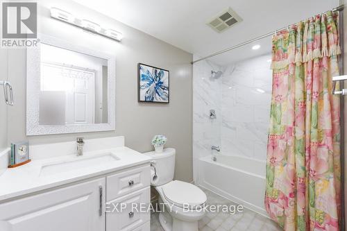 802 - 100 County Court Boulevard, Brampton, ON - Indoor Photo Showing Bathroom