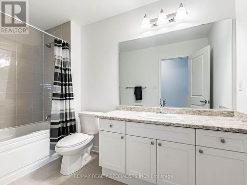 81 Melmar Street, Brampton, ON - Indoor Photo Showing Bathroom