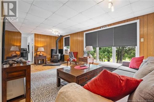 1309 Route 715, Lower Cambridge, NB - Indoor Photo Showing Living Room With Fireplace