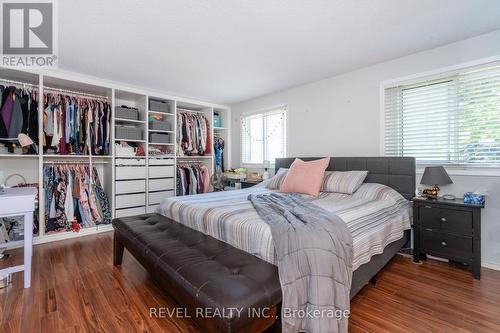 6 Huron Street, Barrie, ON - Indoor Photo Showing Bedroom