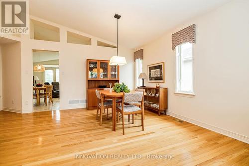 8 Nighthawk Crescent, Ottawa, ON - Indoor Photo Showing Dining Room