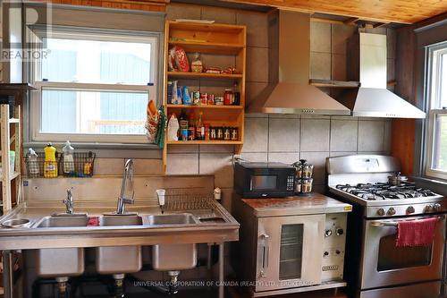 31 Robinson Street, Bayham (Port Burwell), ON - Indoor Photo Showing Kitchen