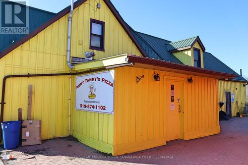 31 Robinson Street, Bayham (Port Burwell), ON - Outdoor With Exterior