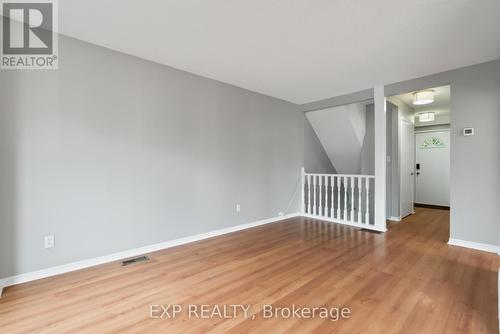 20 Mossgrove Court, Clarington (Courtice), ON - Indoor Photo Showing Other Room