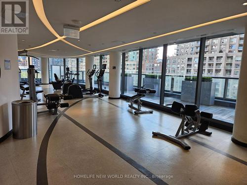 4402 - 11 Wellesley Street W, Toronto, ON - Indoor Photo Showing Gym Room