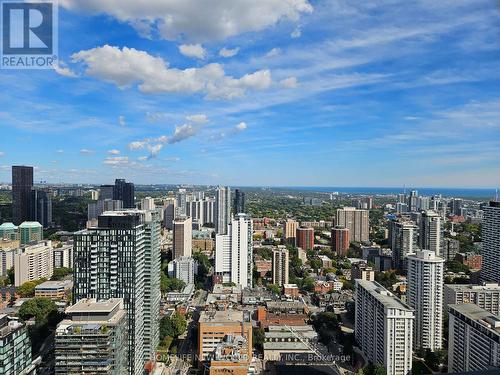 4402 - 11 Wellesley Street W, Toronto, ON - Outdoor With View