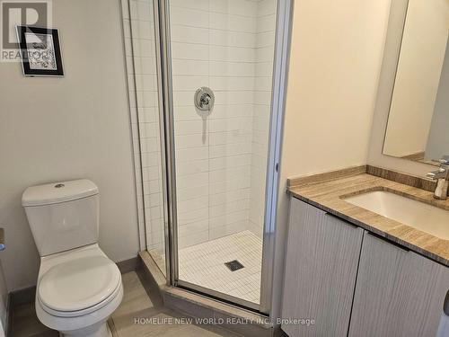 4402 - 11 Wellesley Street W, Toronto, ON - Indoor Photo Showing Bathroom