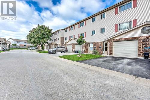 28 - 450 Pond Mills Road, London, ON - Outdoor With Facade