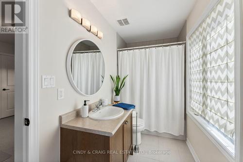 1282 Kettering Drive, Oshawa, ON - Indoor Photo Showing Bathroom