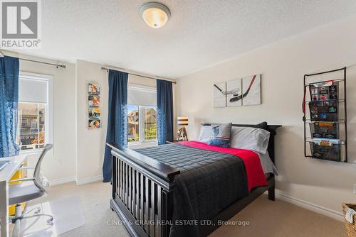 1282 Kettering Drive, Oshawa, ON - Indoor Photo Showing Bedroom